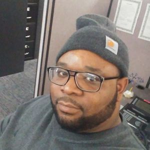 Meet your Posher, Devin